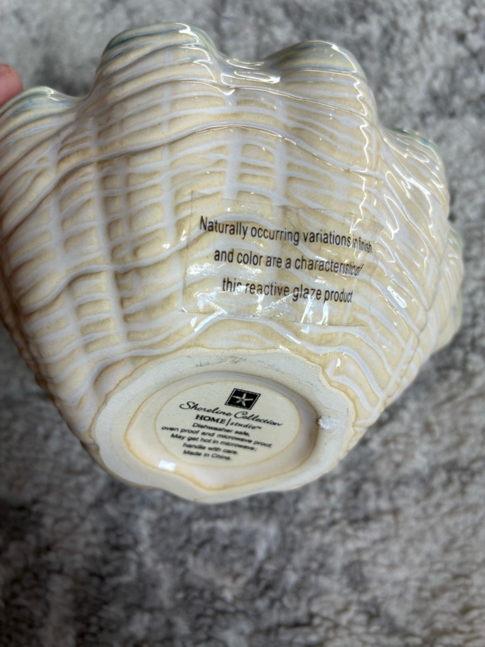 Home studio Ceramic Shell Bowl - Picture 7 of 8